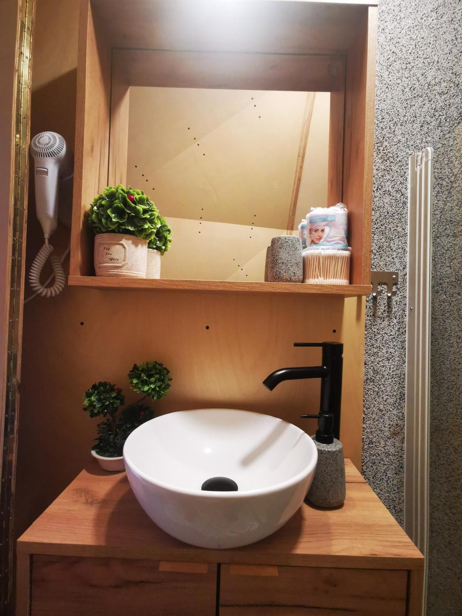 Glamping Zazen Hotel Drumu Carului Buitenkant foto
